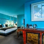 Nicolo - Tour Eiffel Hotel 3*