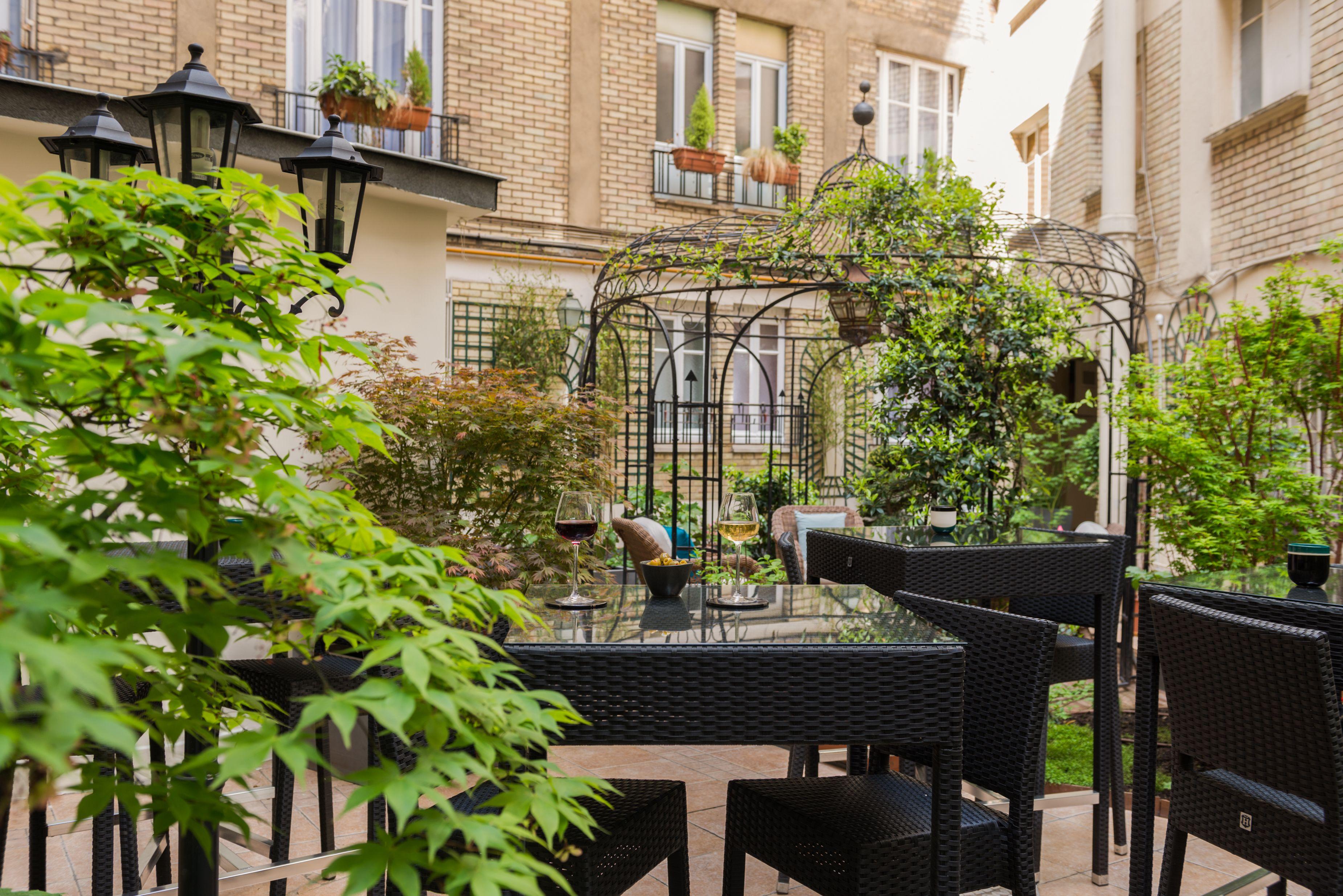 Nicolo - Tour Eiffel Hotel